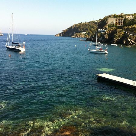 Hotel Rocce Azzurre ลีปารี ภายนอก รูปภาพ